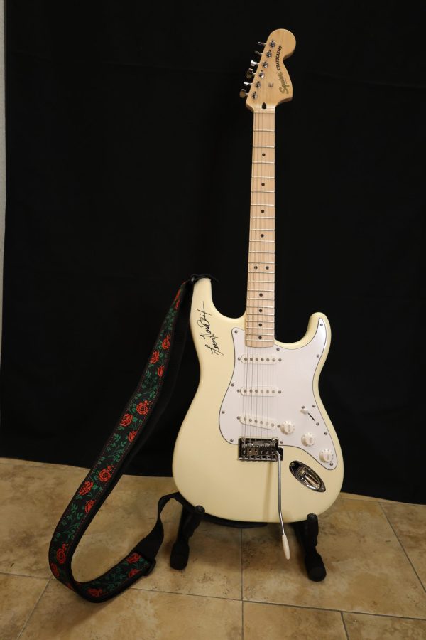 White Fender Stratocaster Like Jimi Hendrix Played Signed by Jimi’s Brother Leon Henrix